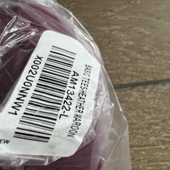 Into the Am basic tee - Picture 5 of 5